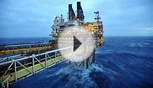 North Sea storm forces oil rig evacuations, kills worker